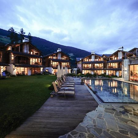 Post Alpina - Family Mountain Chalets Сан Кандидо Екстериор снимка