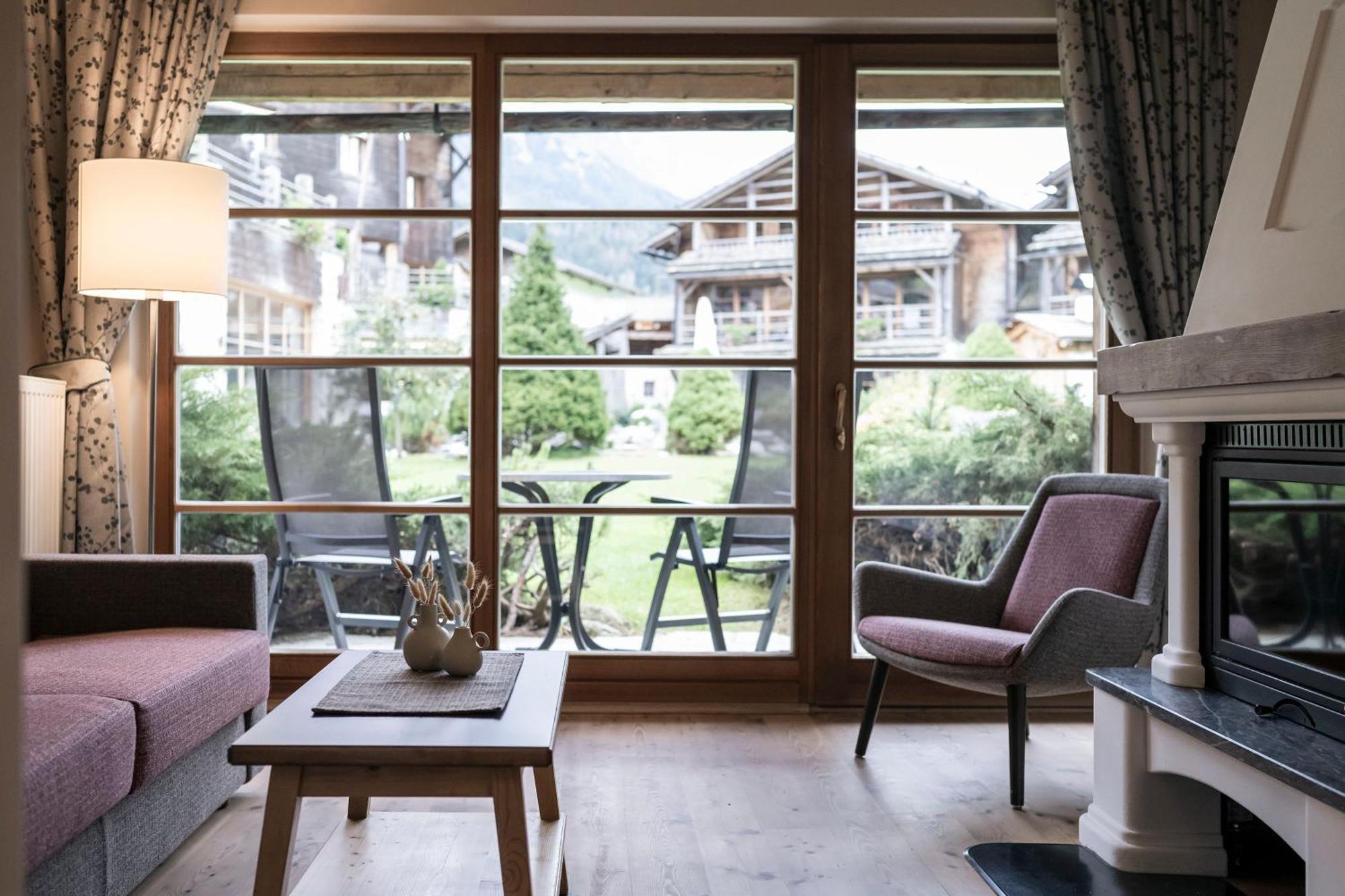 Post Alpina - Family Mountain Chalets Сан Кандидо Екстериор снимка