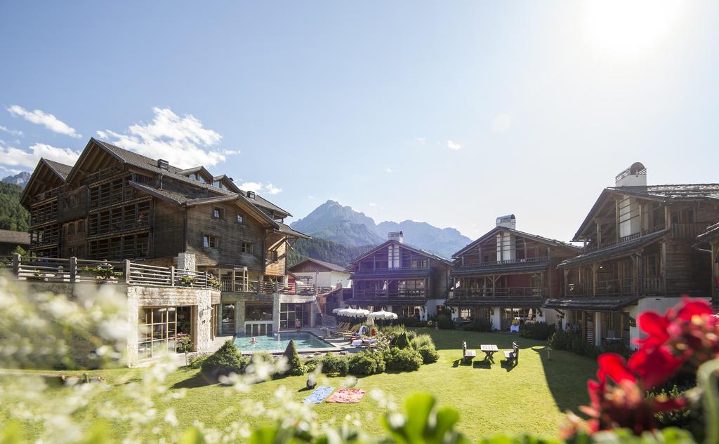 Post Alpina - Family Mountain Chalets Сан Кандидо Екстериор снимка