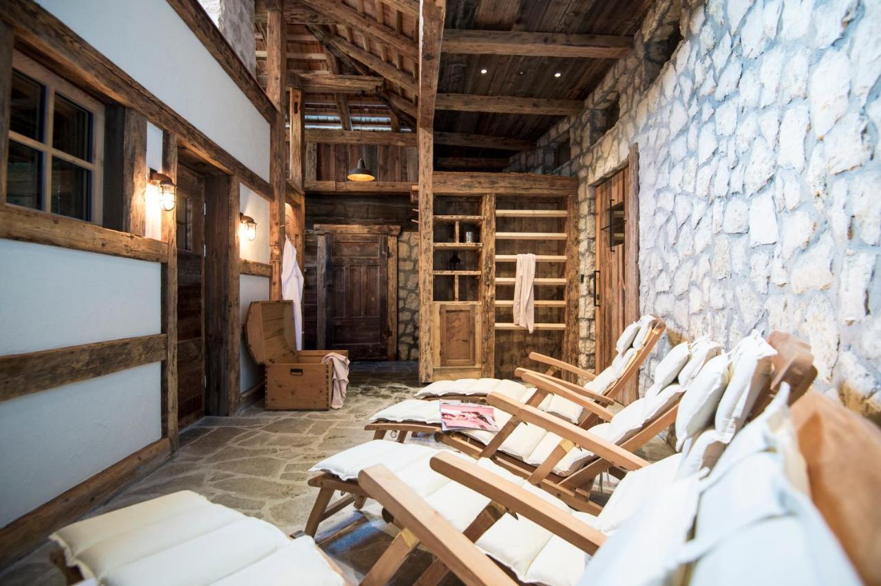 Post Alpina - Family Mountain Chalets Сан Кандидо Екстериор снимка