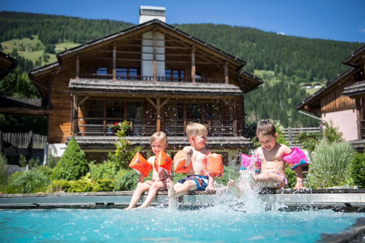 Post Alpina - Family Mountain Chalets Сан Кандидо Екстериор снимка